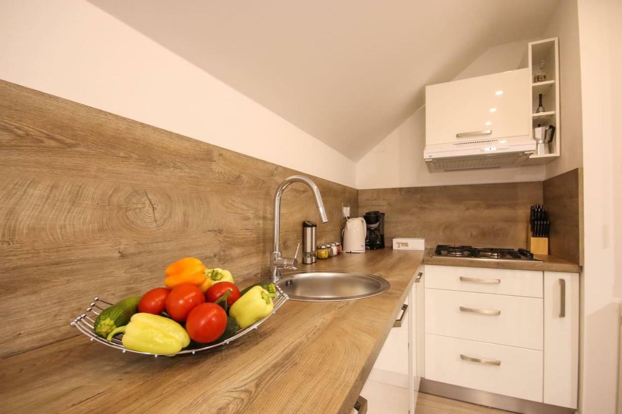 Apartman F&F Otočac المظهر الخارجي الصورة