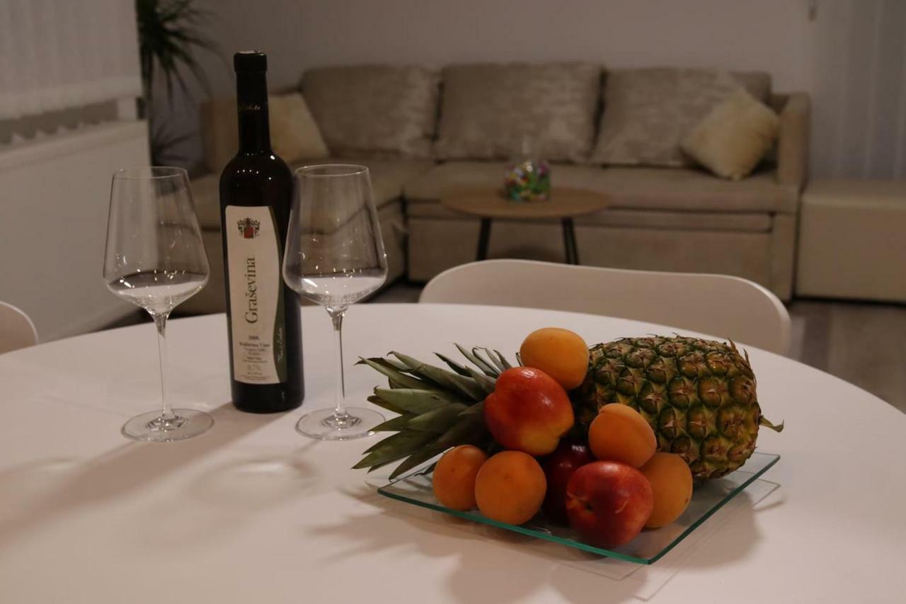 Apartman F&F Otočac المظهر الخارجي الصورة